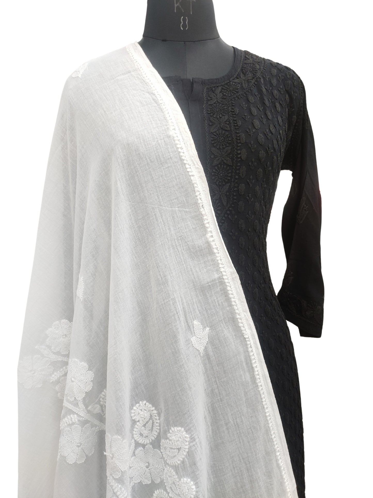 Shyamal Chikan Hand Embroidered White Malmal Cotton Lucknowi Chikankari Dupatta - S26790