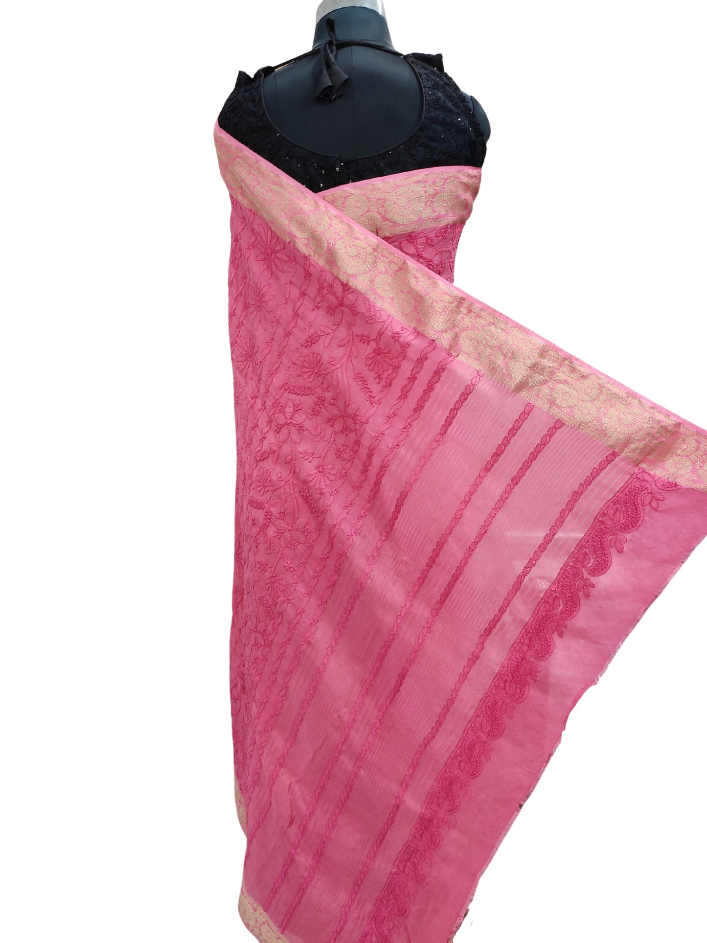 Shyamal Chikan Hand Embroidered Pink Pure Muslin Lucknowi Chikankari Saree With Blouse Piece- S19839