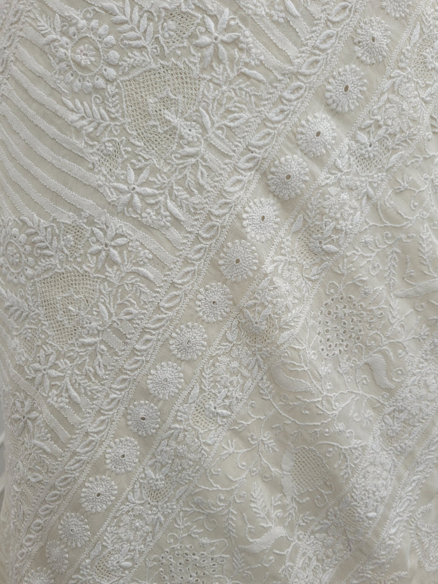 Shyamal Chikan Hand Embroidered White Pure Georgette Lucknowi Chikankari Saree With Blouse Piece  - S24061